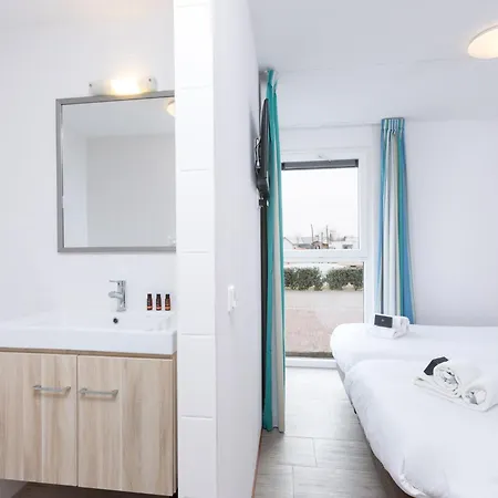 Detached, Single-storey Just Steps From The Sea Holiday home Ouddorp